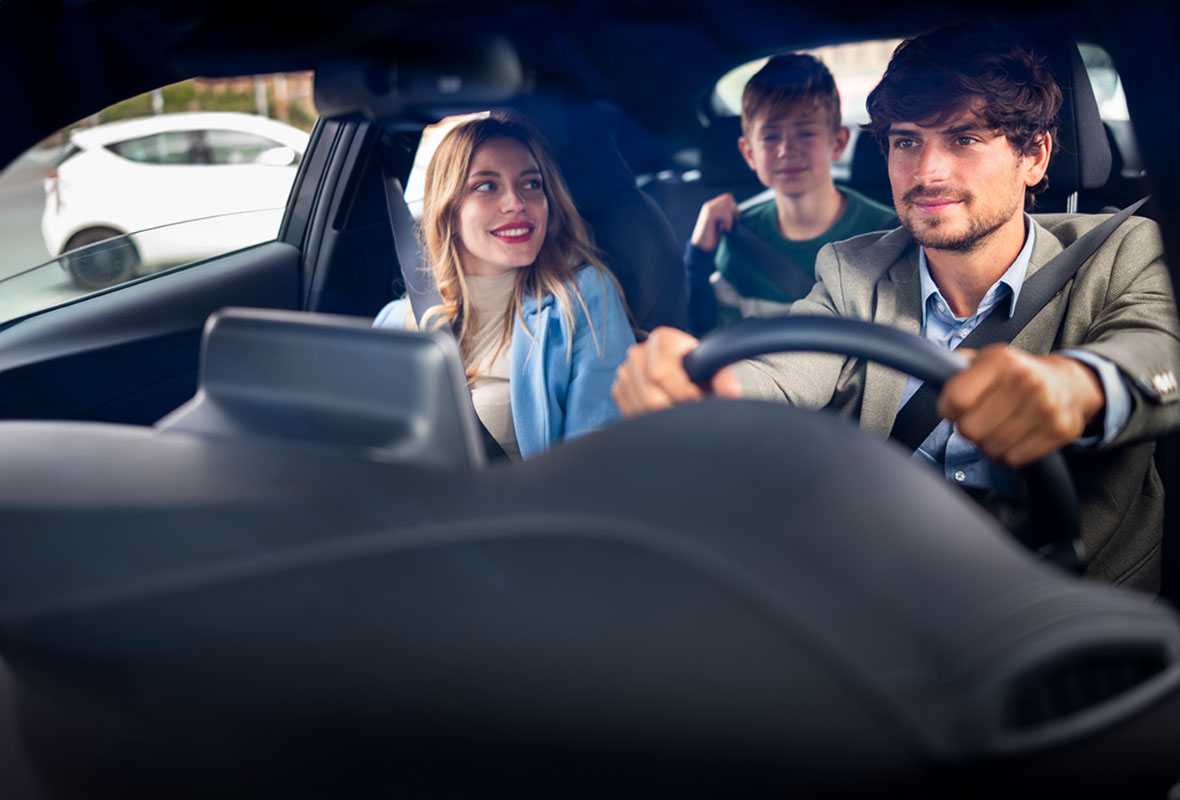 Assicurazione auto: guida libera o esperta